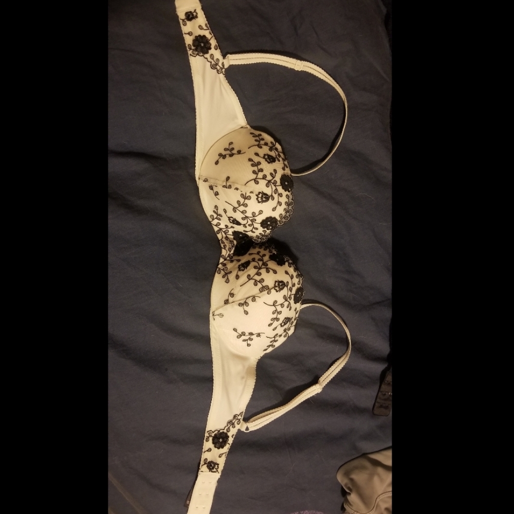 Victoria's Secret bra